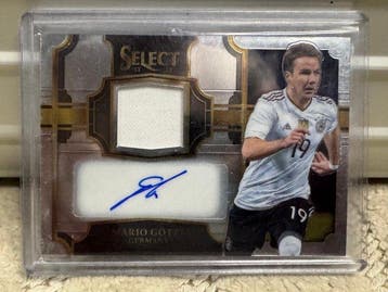 2017/18 Panini Select Mario Götze 009/249 Memorabilia kaart,, Nieuw
