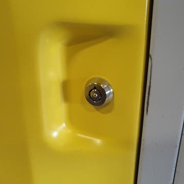 5-deurs Sonesto lockerkast - 193x37x56 cm, Huis en Inrichting, Kasten | Lockerkasten, Ophalen of Verzenden, Nieuw
