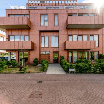 Appartement in Almere gevonden voor €1500,- pm, Huizen en Kamers, Huizen te huur, Direct bij eigenaar, Almere, Appartement, Almere