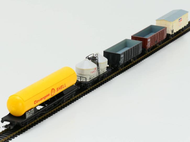 Schaal H0 Lima 302904 302803 Piko 6444 6448          Dive..., Hobby en Vrije tijd, Modeltreinen | H0, Overige typen, Gebruikt