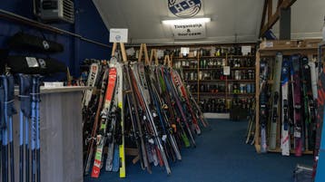 HerGebruikte skis vanaf 90,- | Atomic, Salomon..| H-G Sports, Gebruikt, Ophalen of Verzenden, Carve, Skiën