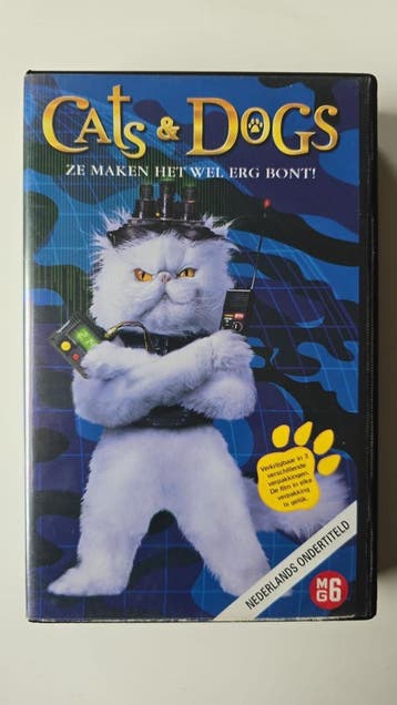 CATS & DOGS (VHS), Verzenden, Gebruikt
