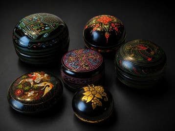 Doos (6) - pa - 6 Vintage Hand-Decorated, Antiek en Kunst, Curiosa en Brocante