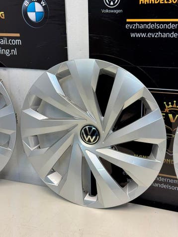 Org. VW Polo 2G bj.2021 wieldoppenset zilver art.2G0601147, Gebruikt