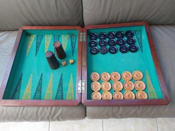 Bordspel - Ancien coffret Backgammon de qualité avec palets, Antiek en Kunst