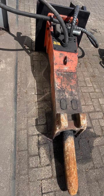 Epiroc MB1000, Ophalen, Graafmachine