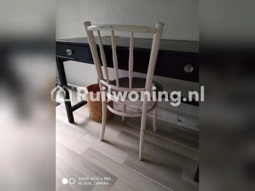 2 studios in Amsterdam Rivierenbuurt (Noord-Holland), Huizen en Kamers, Woningruil, Amsterdam