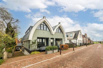 Te huur: Huis Schellingwouderdijk in Amsterdam, Noord-Holland, Amsterdam