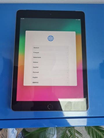 Apple iPad (6th Generation, 2018) – Model A1954 / MR722 –, Nieuw