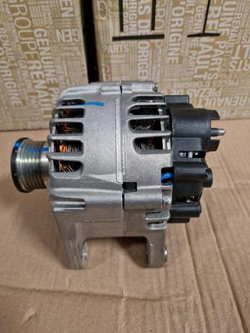 Dynamo 120A Renault Dacia Duster Captur Logan Origineel Nieu, Verzenden, Nieuw, Dacia