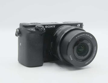 Sony A6000 + 16-50mm PZ OCCASION (726), Ophalen of Verzenden, Zo goed als nieuw