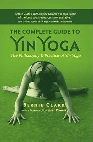 Boek Complete Guide To Yin Yoga 9781935952503, Boeken, Verzenden, Zo goed als nieuw