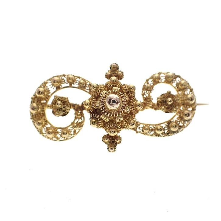 Vintage gouden S-broche van Zeeuwse knopen; Filigrain tec..., Sieraden, Tassen en Uiterlijk, Broches, Overige kleuren, Gebruikt
