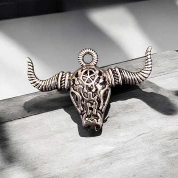 1 x Metalen hole bedel van een buffel koe 53 x 35 x 9mm o..., Ophalen of Verzenden, Nieuw, Bedel