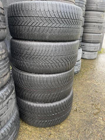 Porsche Cayenne E3 Bridgestone 21inch winterbanden set(4 mm), Auto-onderdelen, Ophalen, Gebruikt, Band(en), Personenwagen