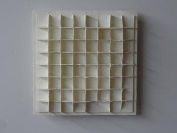 Hans Meeuwsen - Reliëf, 2026 - 22 wit porseleinen wandrelief