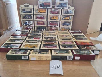 Lledo, Days-Gone 1:43 - Modelauto (52) - Verschillende, Nieuw