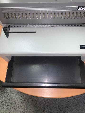 Ibico EP-24 professionele elektrische ponsmachine – 24-gaats, Diversen, Papierwaren, Ophalen, Gebruikt