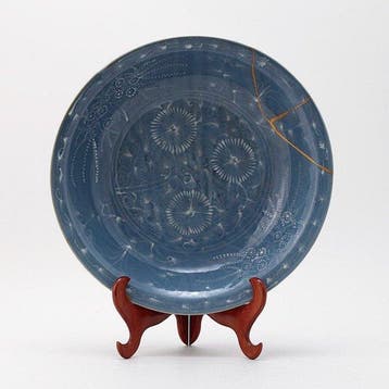 Bord - A Large Rare Ming period plate late 16thc to early