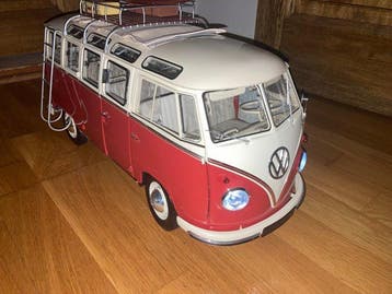 Altaya 1:8 - Modelauto - Volkswagen T1 Samba Bus Combi, Nieuw