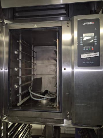 Leventi oven op rvs onderstel VEILING, Gebruikt, Ovens, Magnetrons en Steamers
