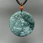 Snijwerk, Natural Jade 9 Dragon Amulet - 53 mm -, Verzamelen, Mineralen en Fossielen