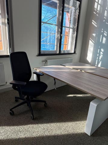 Duo Zit Sta Bureau Elektrisch - Wit Frame - Eiken Blad, Huis en Inrichting, Bureaus, Verzenden, In hoogte verstelbaar, Nieuw