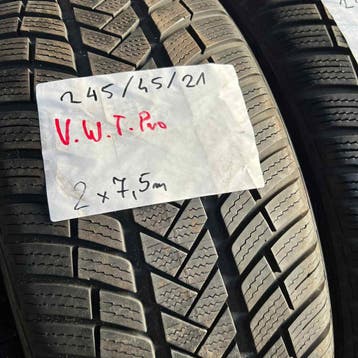 2 x Vredestein 245-45-21 Winterbanden 7,5mm, Band(en), Personenwagen, Gebruikt, 245 mm