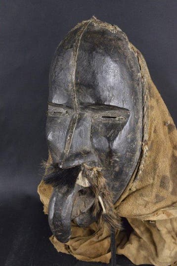 Masker van een krijger en een rechtvaardige - Dan Guéré -