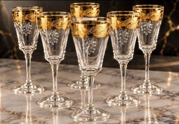 Cristal de Bohême - Wijnglas - Kristal - vintage met gouden, Antiek en Kunst