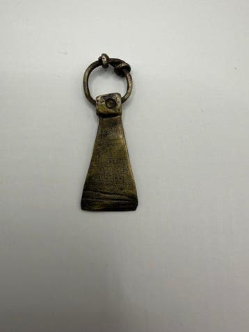 Viking periode metaal (zilver?) Aanhangwagen (Zonder