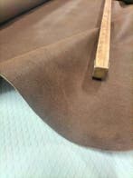 Lussuosa ecopelle marrone con retro in lana - made in Italy