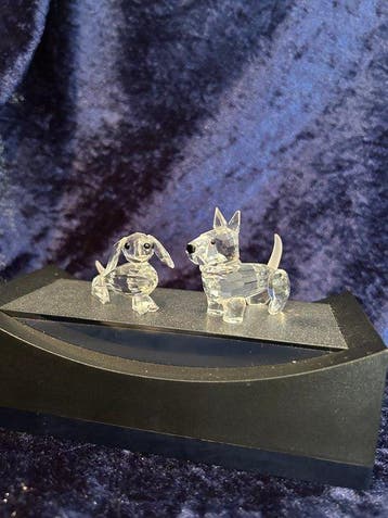 Swarovski - Beeldje - Twee kristallen honden (Teckel,