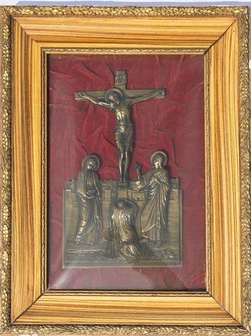 Reliëf, framed Calvary relief under domed glass - 53.5 cm -