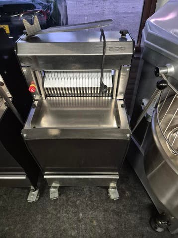 abo broodsnijmachines 17 en 14 mm VEILING, Gebruikt, Bakkerij en Slagerij