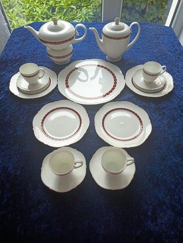 Koffie- en theeservies (18) - Porselein