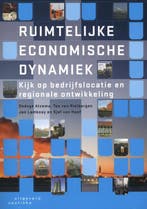 Ruimtelijke economische dynamiek 9789046900567 Sjef van Hoof, Verzenden, Gelezen, Sjef van Hoof