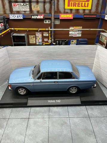 MCG 1:18 - Modelauto - Volvo 142 (1973), Nieuw