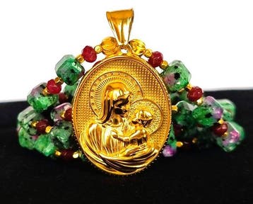 Medaille van Rubis-Zoïsite & Rubis – Médaille van de Maagd