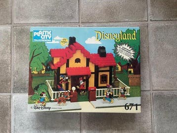Bordspel - Disneyland 671 Plastic City Italocremona, Verzamelen, Nieuw