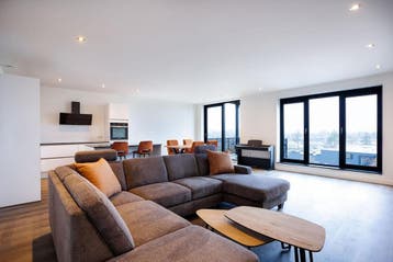 Te huur: Appartement Zuiderspoorstraat in Enschede, Huizen en Kamers, Overijssel, Enschede, Appartement