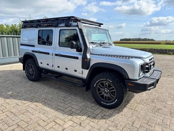 Ineos Grenadier 4x4 Zeer compleet en NIEUWSTAAT, Auto's, Dealer onderhouden, Zwart, Adaptive Cruise Control, Zilver of Grijs