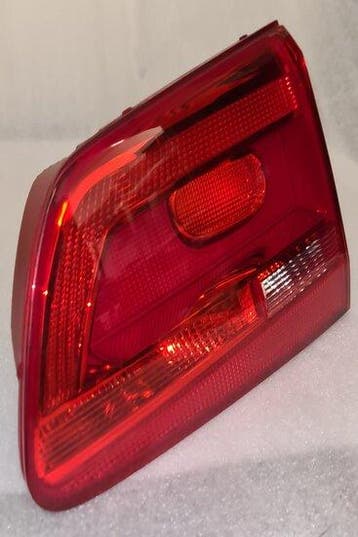 Achterlicht achter binnen Rechts Touran Facelift 1T0945094, Verzenden, Gebruikt