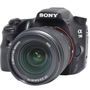 Sony SLT-A58 + DT 3.5-5.6/18-70mm MACRO Language Setting, Nieuw