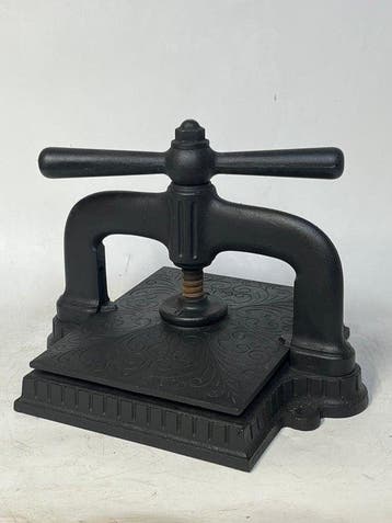 Pers Industrieel design - oude boekenpers - Book Press