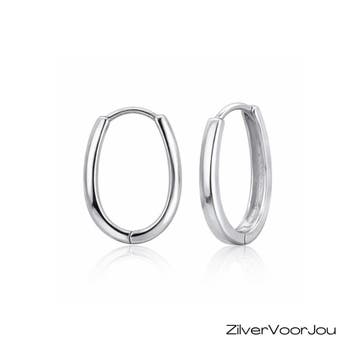 Zilveren ovale huggie hoops, Verzenden, Nieuw, Zilver
