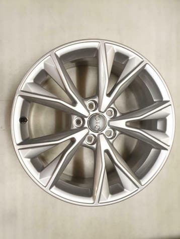 Velgen Origineel Audi Q3 83A 18inch 83A601025K S-Line, Auto-onderdelen, 18 inch, Velg(en), Nieuw, Ophalen of Verzenden