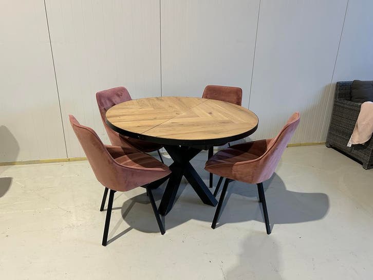 Schitterende eetkamerset bestaande uit een tafel en 6 stoele, Huis en Inrichting, Tafels | Eettafels, 100 tot 150 cm, 50 tot 100 cm