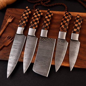 Keukenmes - Chefs knife - Gevouwen staal, hout en olijfhout