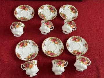 Royal Albert - Thee Time Servies - Tafelservies (13) -, Antiek en Kunst